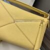 LOEWE Small Puzzle Bag in Grained Cowhide Leather. 1:1 Matching Size: 24×10.5x16cm.