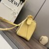LOEWE Small Puzzle Bag in Grained Cowhide Leather. 1:1 Matching Size: 24×10.5x16cm.