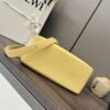 LOEWE Small Puzzle Bag in Grained Cowhide Leather. 1:1 Matching Size: 24×10.5x16cm.