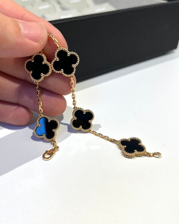 van cleef & arpels 5 Flower Bracelet
