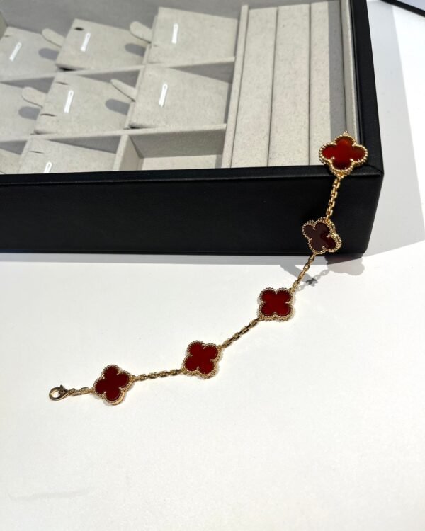 van cleef & arpels 5 Flower Bracelet
