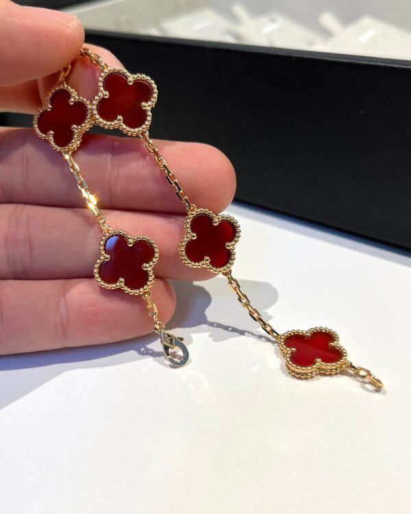 van cleef & arpels 5 Flower Bracelet