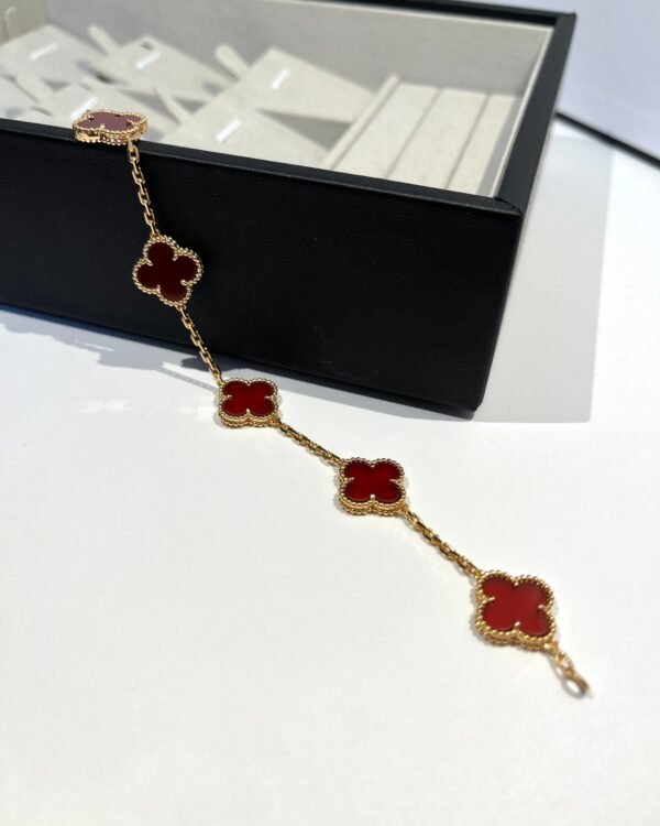 van cleef & arpels 5 Flower Bracelet
