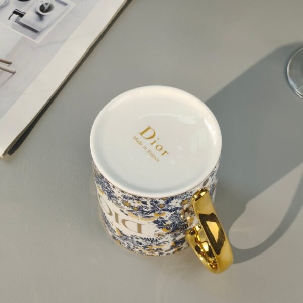 DIOR Hydrangea Mugs 9 different styles of mugs to choose from