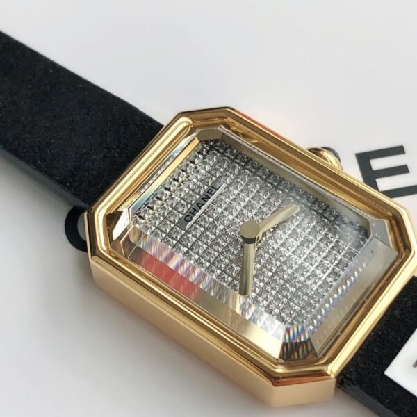 Chanel Black Gold Sugar Cube Women’s Quartz Watch Size 19.7×15.2mm High-quality high-end watches