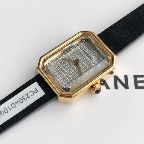 Chanel Black Gold Sugar Cube Women’s Quartz Watch Size 19.7×15.2mm High-quality high-end watches