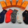 Hermes  Exquisite boxed socks made of pure cotton quality, packaged in a box of 5 pairs