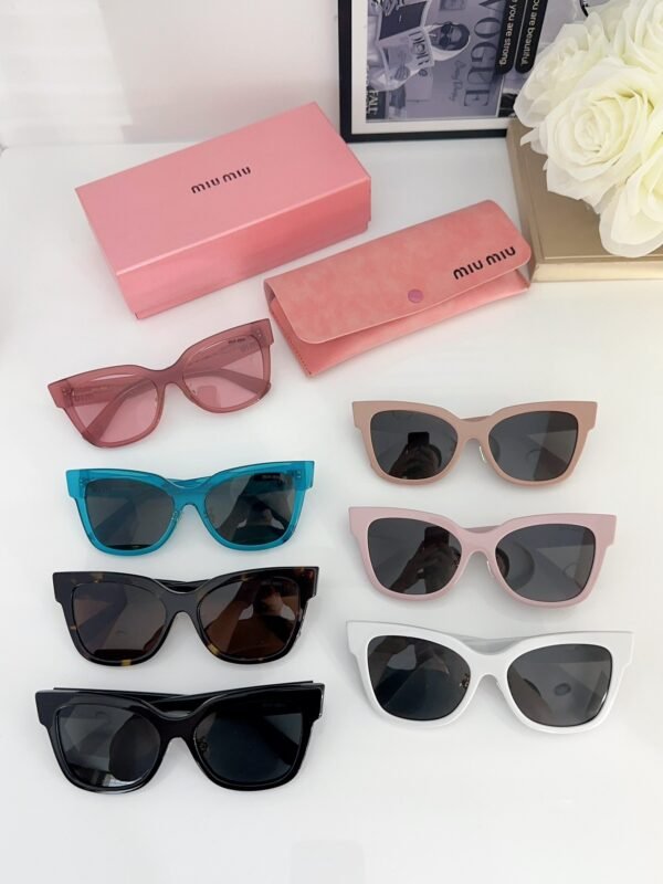 miumiu Square Frame Sunglasses Premium Edition