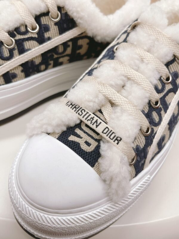 DIOR’s new winter sneakers are lined with wool