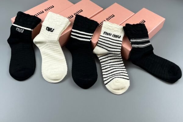 miumiu Combed cotton socks 5 pairs per box