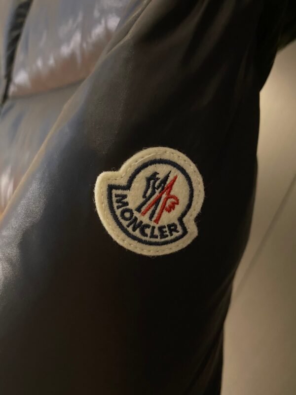 Moncler Huppe series women’s short down jacket High-quality clothing