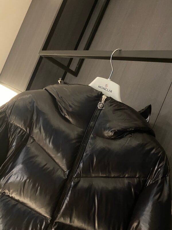 Moncler Huppe series women’s short down jacket High-quality clothing