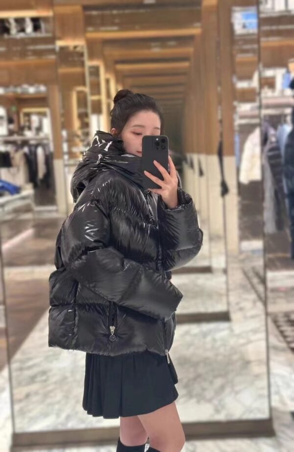 Moncler Huppe series women’s short down jacket High-quality clothing