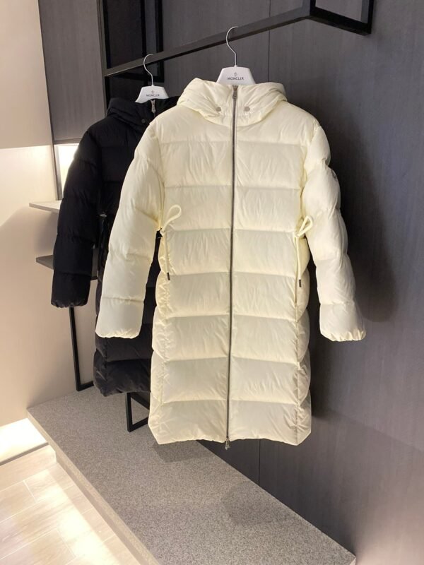 Moncler The latest autumn and winter Bondree series women’s long waist down jacket