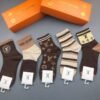 Louis Vuitton Mid length socks for both men and women Cotton A box of 5 pairs