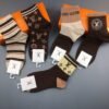 Louis Vuitton Mid length socks for both men and women Cotton A box of 5 pairs