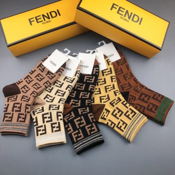 Fendi men’s and women’s socks, made of pure cotton, 5 pairs per box