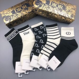 DIOR Men’s and Women’s Same Style Socks, made of pure cotton, with a quality of 5 pairs per box