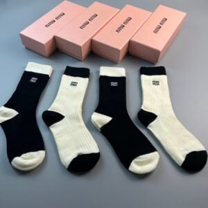 i1702831769_9144_0.jpg MIUMIU high socks, combed cotton, four pairs per box