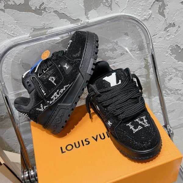 i1703265075_2236_3.jpg LOUIS VUITTON FAT TRAINER FULL DIAMOND LIMITED EDITION