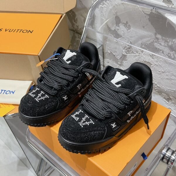 i1703265075_4912_0.jpg LOUIS VUITTON FAT TRAINER FULL DIAMOND LIMITED EDITION