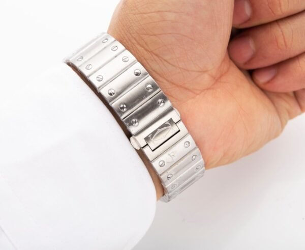 Cartier Watches One of Cartier’s most classic series 1:1 high-end replica