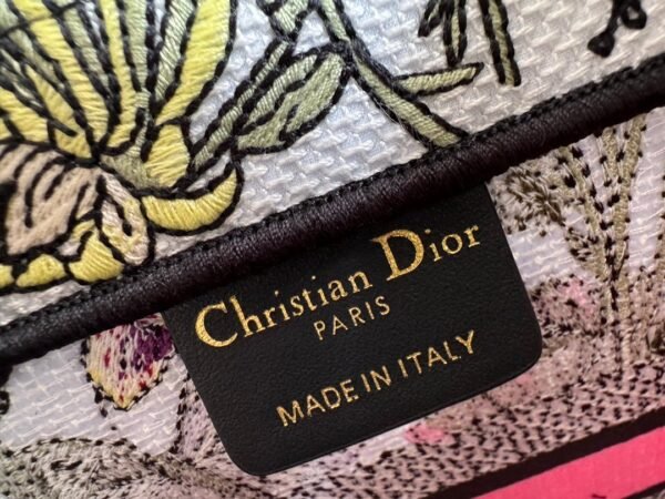 DIOR Embroidered floral tote bag 26.5X21X14cm