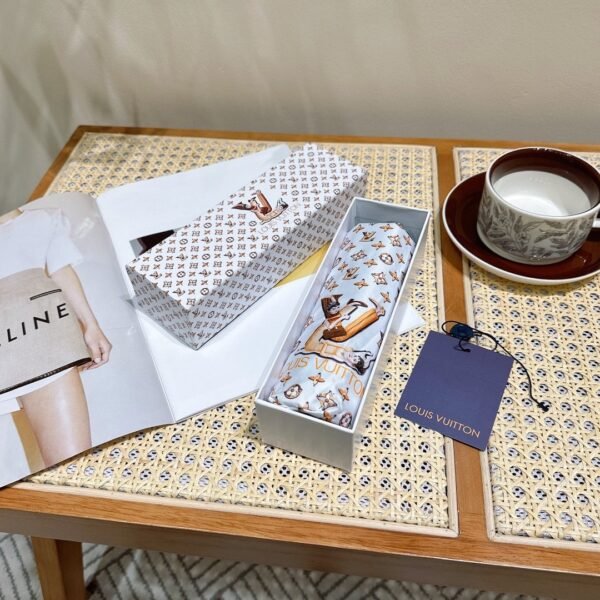 LOUIS VUITTON New Five Fold Hand Folding Umbrella