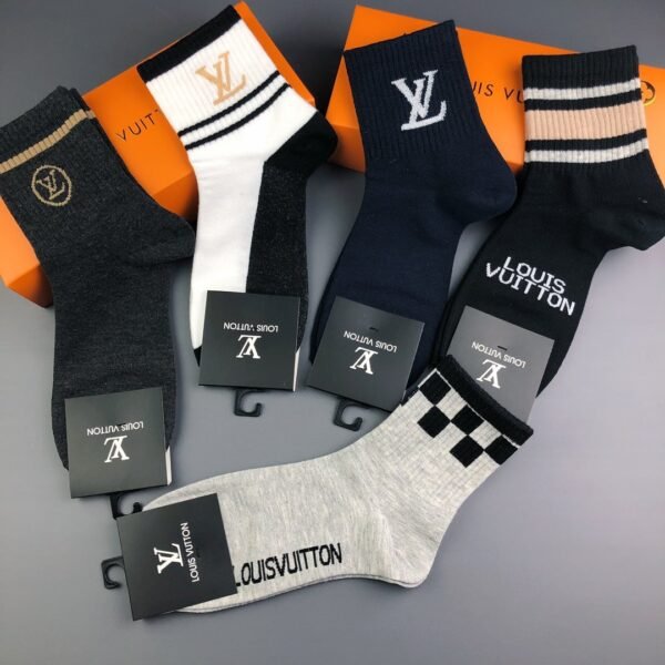 Louis Vuitton socks for both men and women, made of pure cotton quality, in a box of 5 pairs