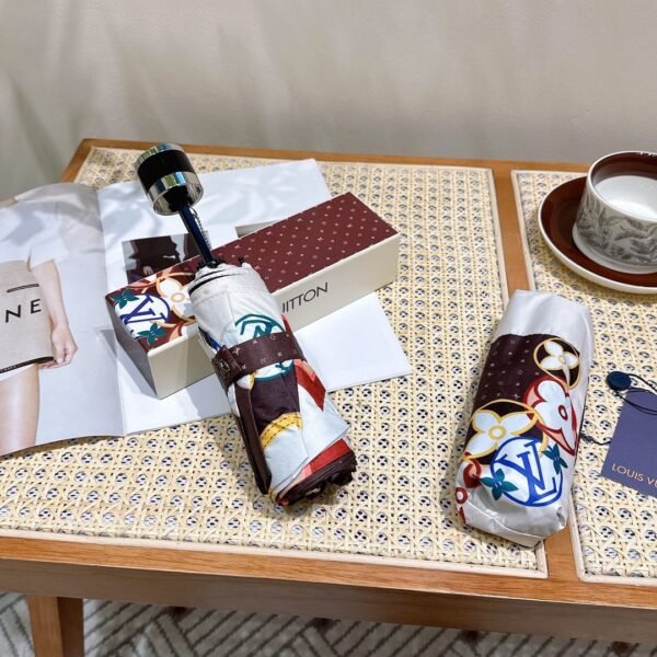 LOUIS VUITTON New five fold hand folding umbrella