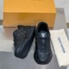 Louis Vuitton High-end men’s sports shoes
