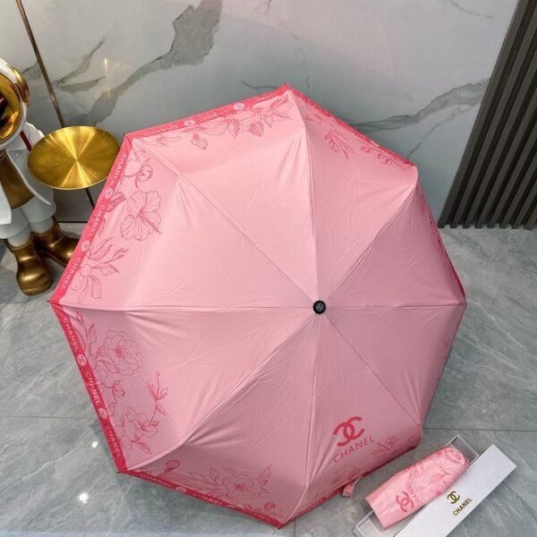 CHANEL Camellia’s new fully automatic folding umbrella for sunny weather