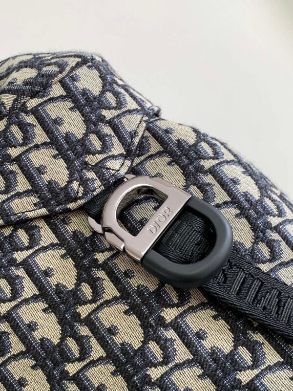 DIOR Backpack Official Website 1:1 Version Premium Edition 31 x 50 x 18 cm