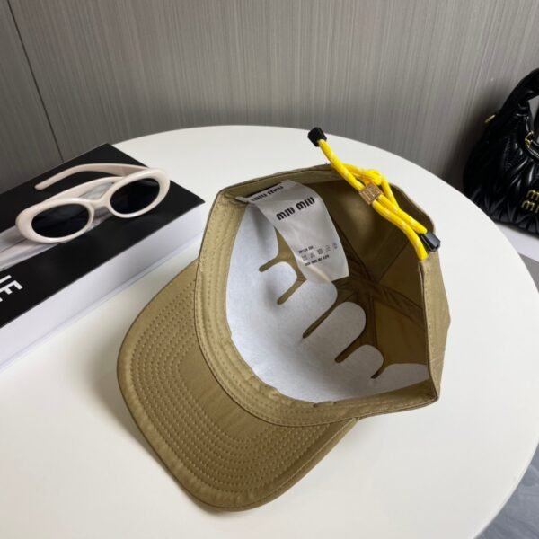 MIUMIU original baseball cap