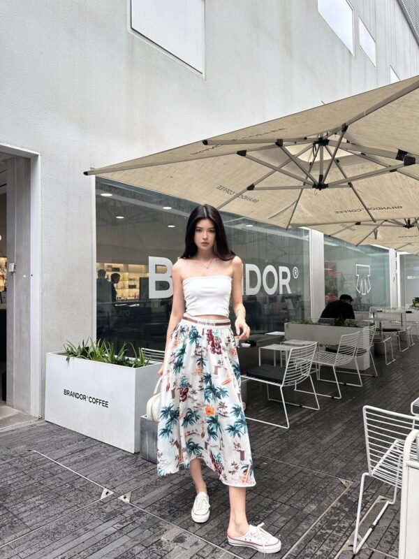 miumiu spring and summer latest Monogram beach romantic palm coconut print elastic waist skirt