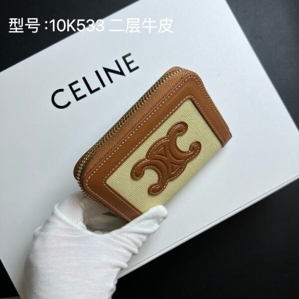 miumiu Pocket small wallet cowhide material