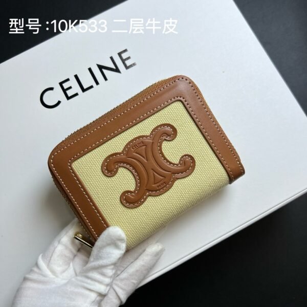 miumiu Pocket small wallet cowhide material