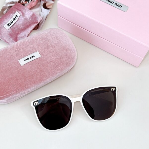 miumiu Classic Sunglasses High end quality 1:1