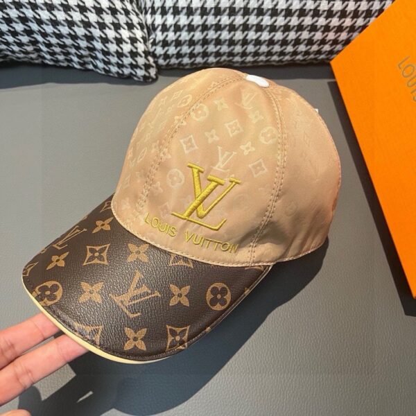 Louis Vuitton 1:1 original single spliced cowhide sealing baseball cap