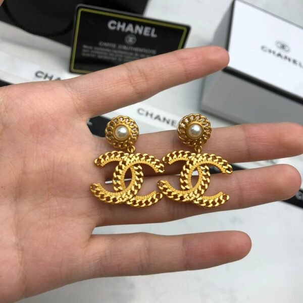 Chanel earrings Premium
