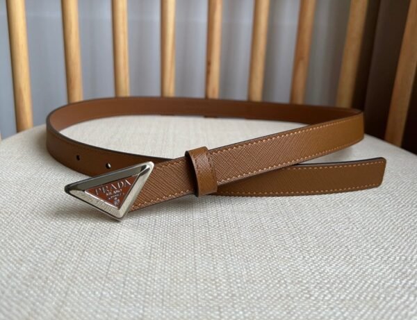 PRADA The latest belt in the counter high-end version width 2cm