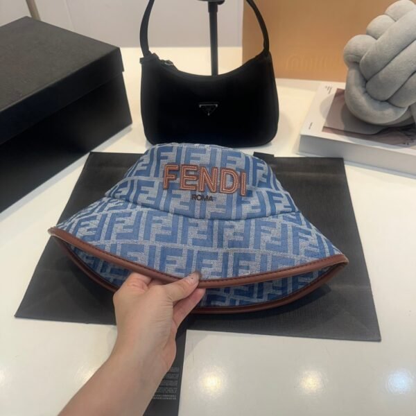 FENDI Bucket hat