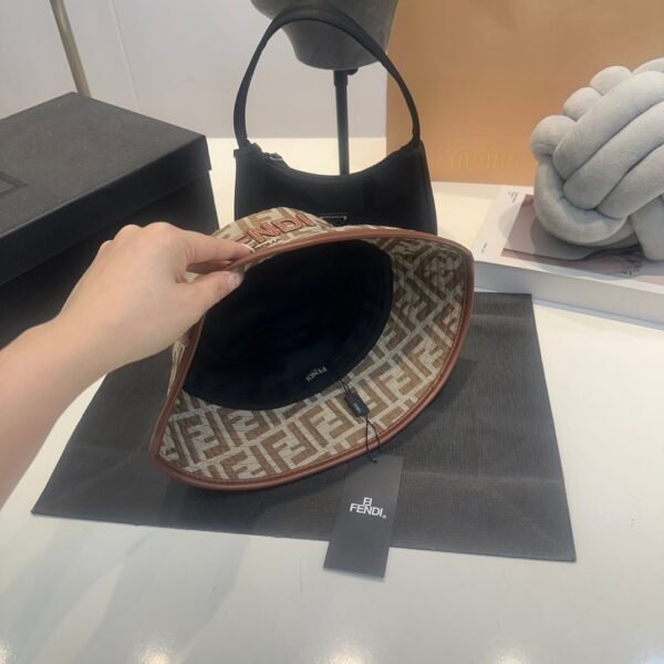 FENDI Bucket hat