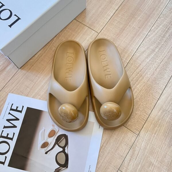 LOEWE Ball Flip-flops slippers