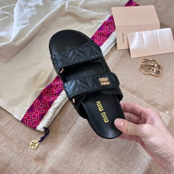 miumiu slippers