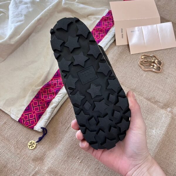miumiu slippers