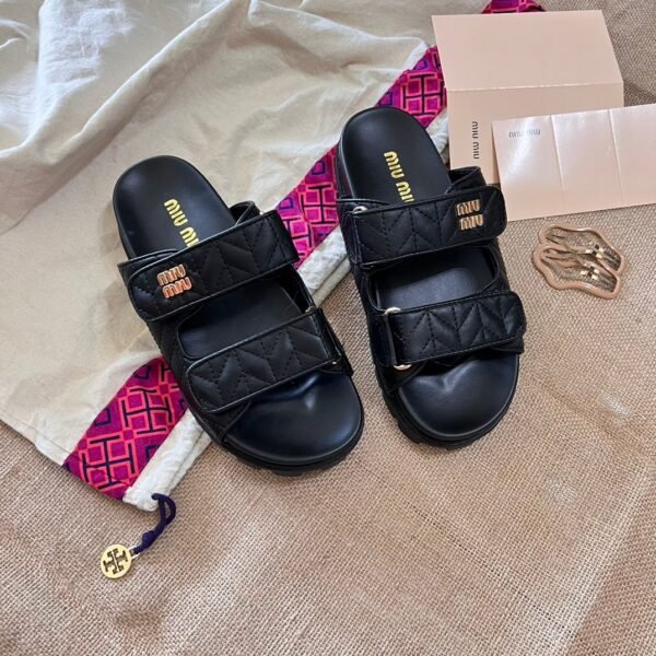 miumiu slippers