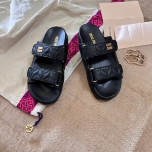 i1721291554_8750_1.jpg miumiu slippers