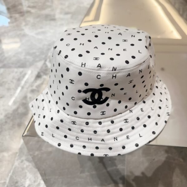 CHANEL bucket hat