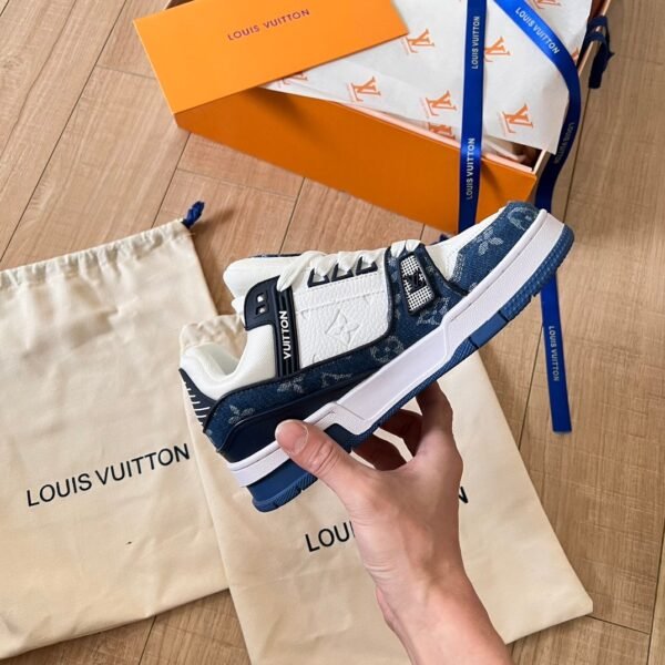Louis Vuitton Global debut of Lv 24SS – runway style denim chubby trainer limited edition